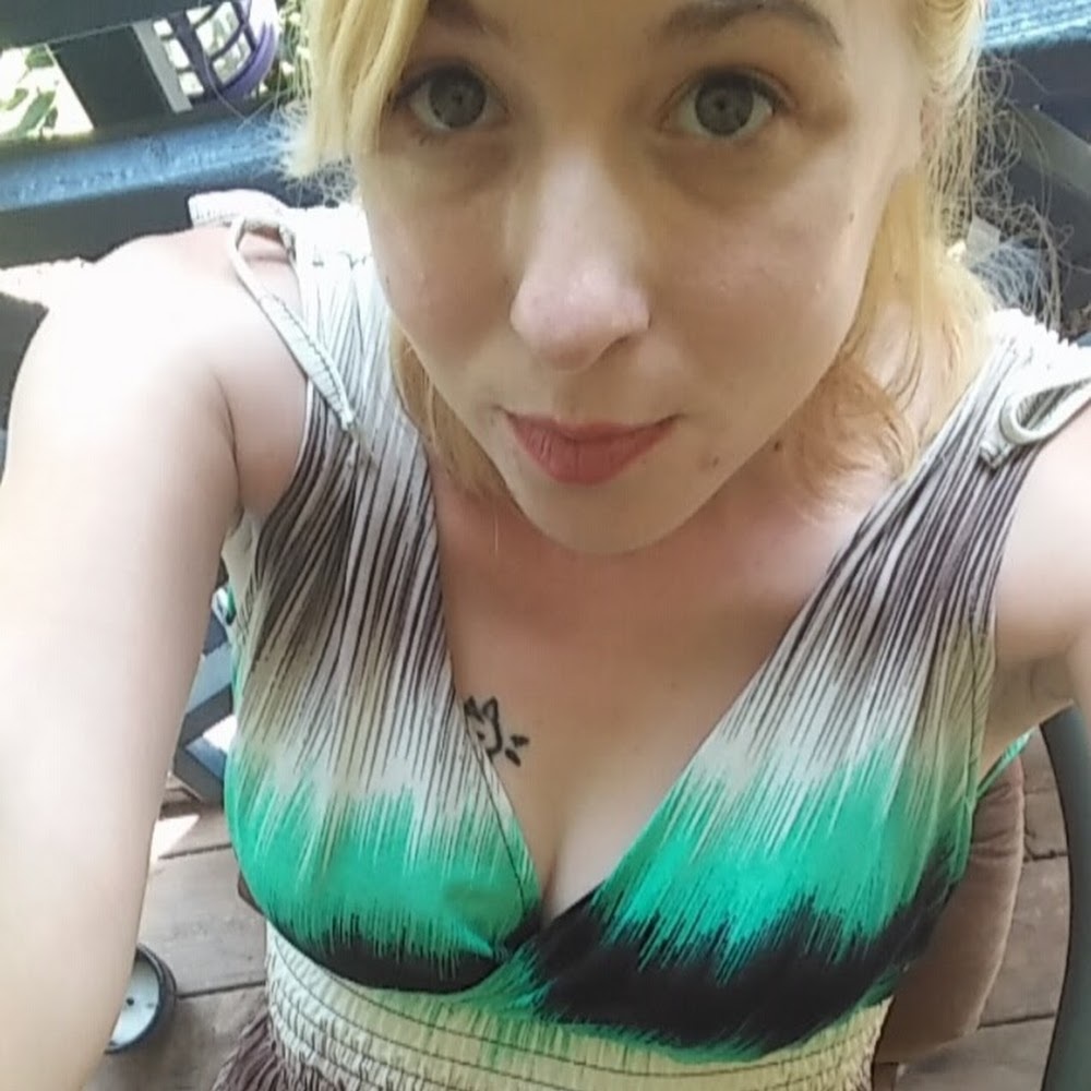 Meet your Posher, Jaclyn